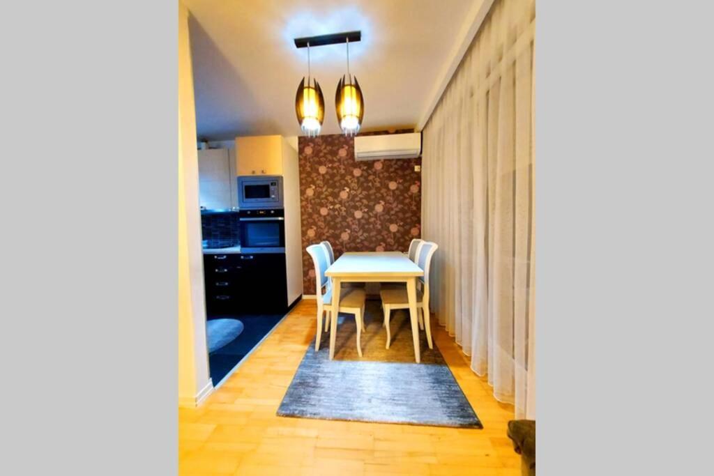 Apartment 13C Pristina Eksteriør bilde